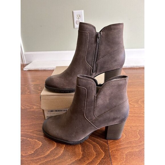 Clarks Women's Verona Step Fashion Boot Dark Taupe Leather NEW 11 W - Picture 2 of 9